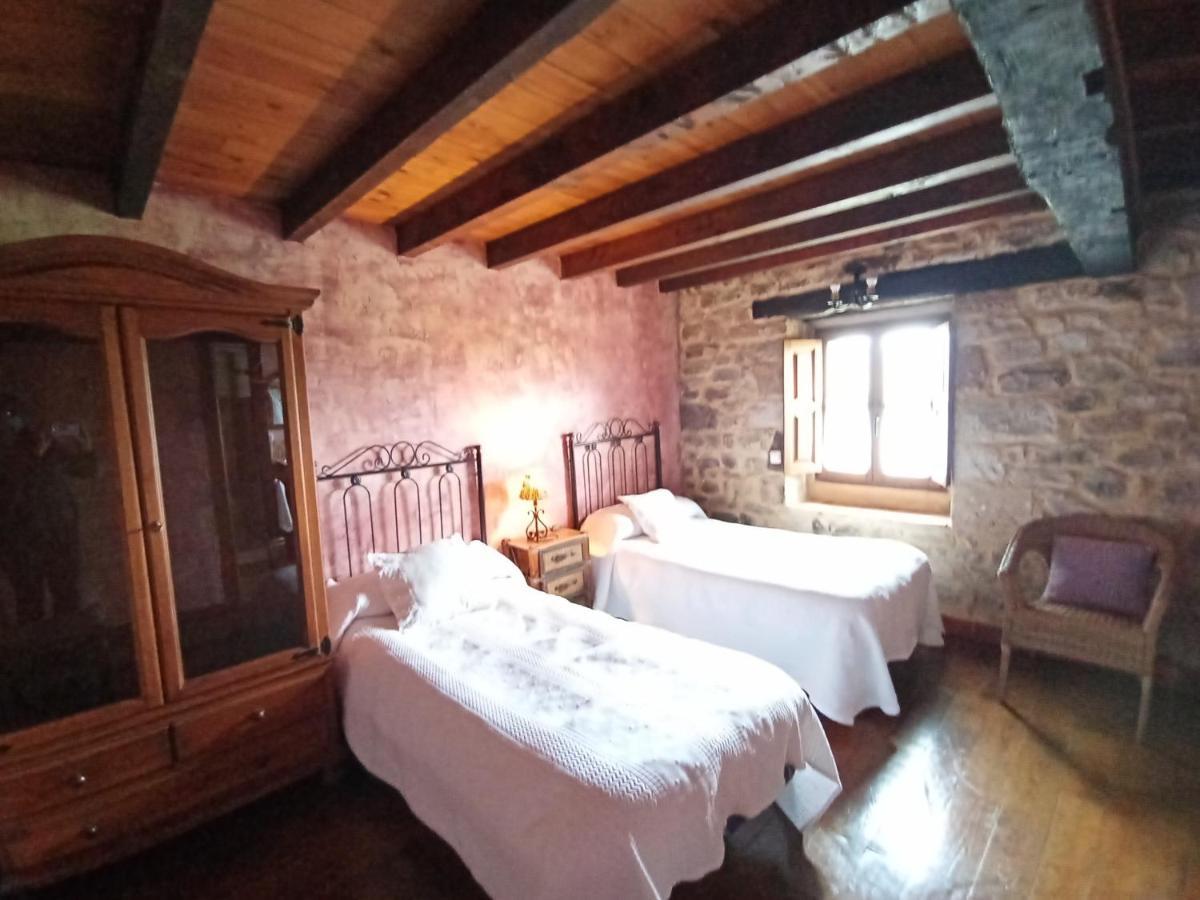 El Espesedo De Cabarceno Guest House Argomilla Eksteriør bilde