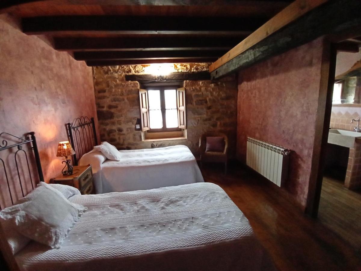 El Espesedo De Cabarceno Guest House Argomilla Eksteriør bilde