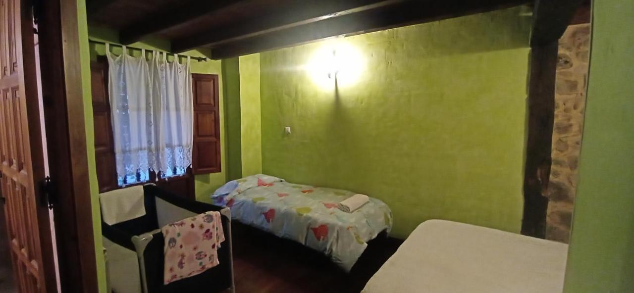 El Espesedo De Cabarceno Guest House Argomilla Eksteriør bilde