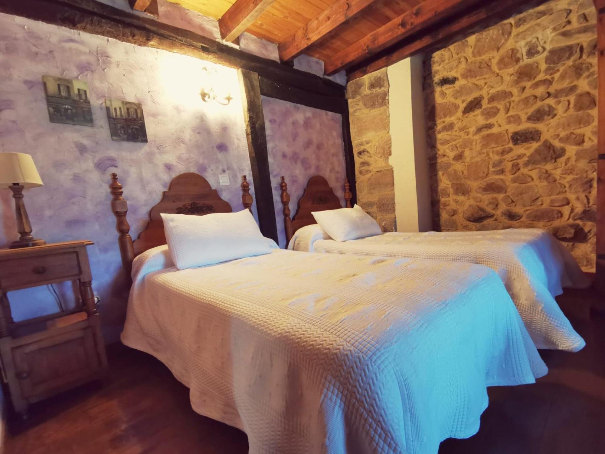 El Espesedo De Cabarceno Guest House Argomilla Eksteriør bilde