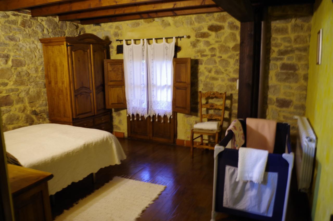 El Espesedo De Cabarceno Guest House Argomilla Eksteriør bilde