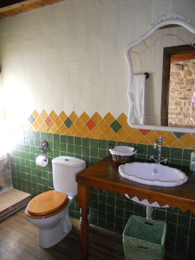 El Espesedo De Cabarceno Guest House Argomilla Eksteriør bilde